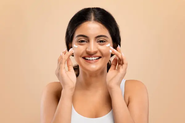 Beauty Routine Happy Young Indian Woman Applying White Facial Cream — Stock Photo, Image