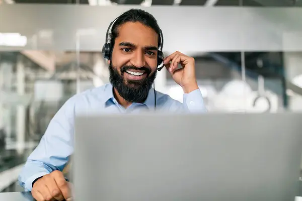Web Conference Closeup Young Indian Man Headset Making Video Call — Stock Photo, Image