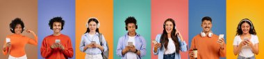 Çeşitli bireylerden oluşan bir grup akıllı telefonlarıyla meşgul oluyor ve kulaklıkla müzik dinliyor, renkli arka planlara karşı kuruluyor, neşeli bir atmosfer yaratıyorlar..