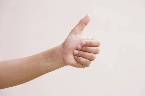 Asyalı Kadının Elini Yapması Büyük Bir Işaret — Stok fotoğraf