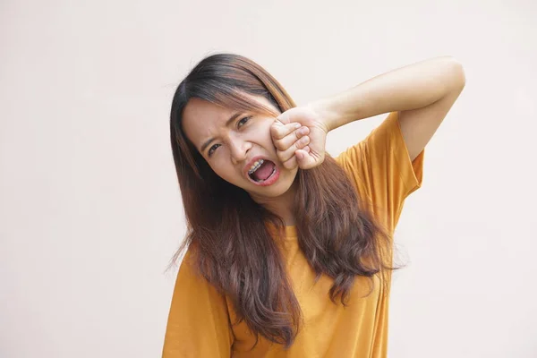 Asian Woman Punches Herself Out Anger — Stock Photo, Image