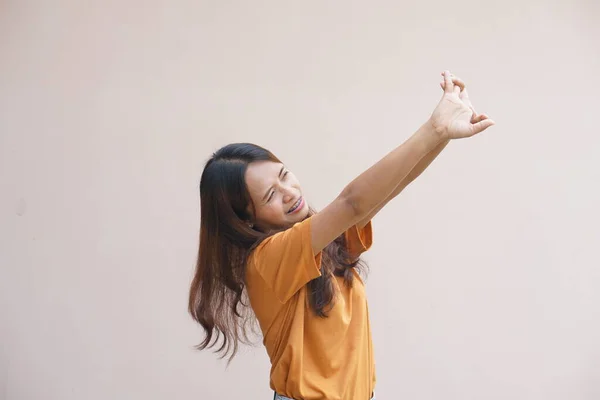 Aziatische Vrouw Stretching Het Lichaam Naar Ontspannen Het Lichaam Van — Stockfoto