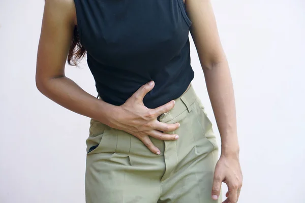 胃炎による腹痛を持つ女性 — ストック写真