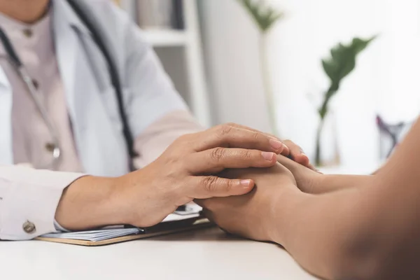 Doctor Holds Hands Encouraging Patient Pass Treatment Cancer — Stockfoto