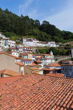 İspanya 'nın Asturias kentindeki Cudillero köyü