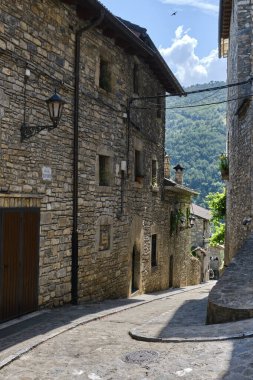 Boltaa, Huesca, Aragon, İspanya 'daki San Pedro apostol Kilisesi.