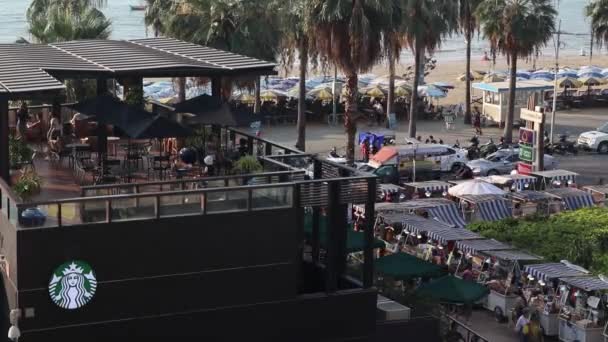Beach Road Seascape Traffic Rooftop Bar Cityscape People Pattaya District — Video Stock