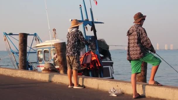 Angler Fisherman Work Pier — Wideo stockowe