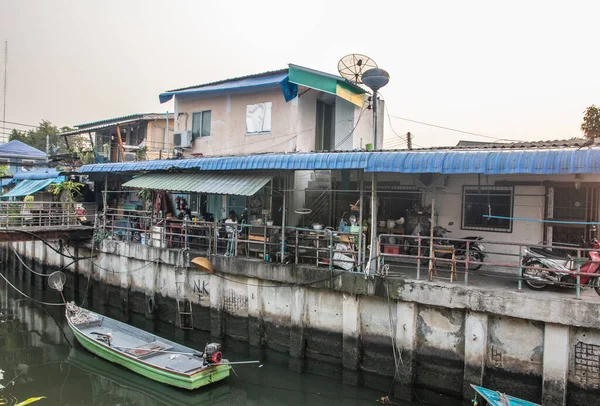 Klong River Channel Fishing Boats Buildings House Fronts Thailand Asia — Stock Photo, Image