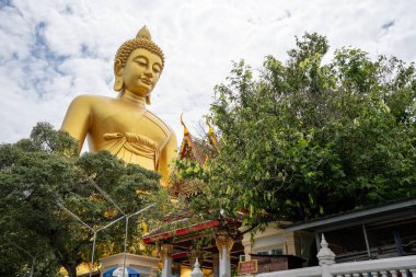 Tayland Tapınağı Wat Paknam Bhasicharoen 'in Büyük Buda' sı.
