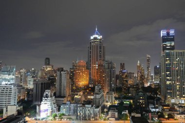 Tayland 'ın güneydoğu Asya bölgesindeki Bangkok şehrinin çatısı manzaralı.