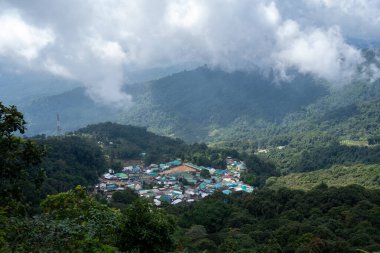 Tayland Asya 'da Chiang Mai' nin Doi Pui bakış açısı, Sony ILCE-7M4 ve Sony Lens FE 24-70mm f / 2.8 GM II