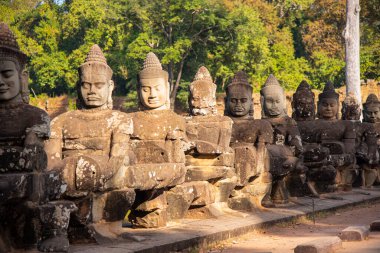 Angkor Thom 'un heykelleri Güney Kapısı, Kamboçya