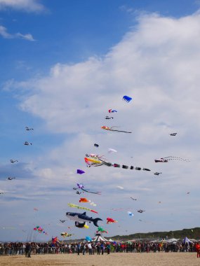 24 Arpil 2023 - Cervia-İtalya-Kite Festivali her yıl Emilia Romagna Cervia 'da düzenlendi