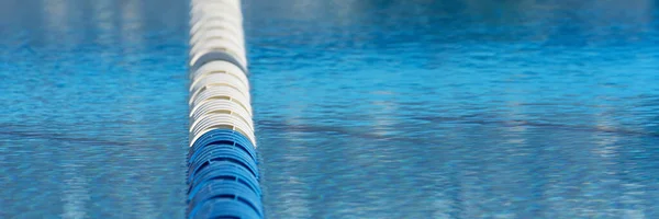 Töm Pool Med Körfält Leder Tävling Simbassäng Oskärpa — Stockfoto