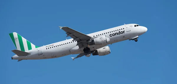 Tenerife Spain August 5St 2023 Condor Airlines Airbus A320 214 — Stock Photo, Image
