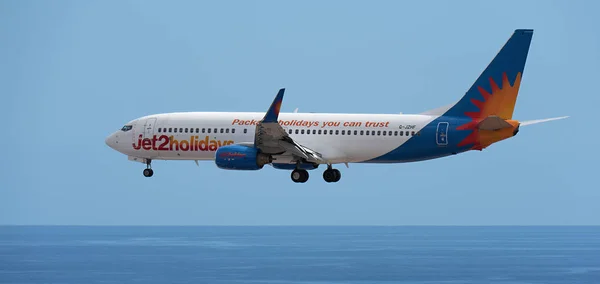 Тенеріфе Іспанія Листопада 2023 Boeing 737 8K2 Літає Блакитному Небі Стокове Зображення