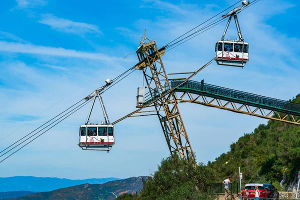 Gibraltar March 2023 Cable Car Takes Tourists Gibraltar Rock Which — Stock Photo, Image