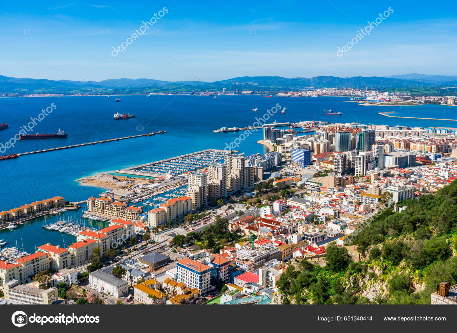 Kilátás Gibraltár Város Egy Brit Tengerentúli Terület Spanyolország  Keresztül Öböl — Stock Fotó © RubinowaDama #651340414