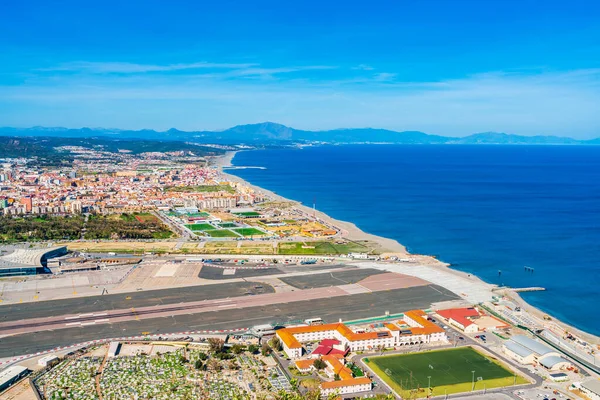 View Runway Gibraltar Airport Spanish Town Linea Conception Upper Rock — стоковое фото