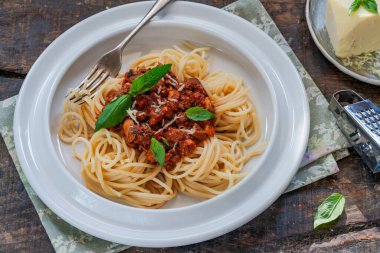 Quorn kıymalı vejetaryen eti olmayan bolonez.