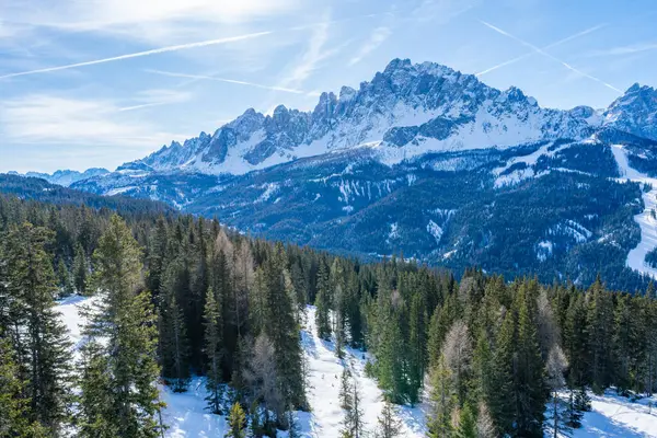 Zimowy Krajobraz Pokrytymi Śniegiem Dolomitami Kronplatz Włochy — Zdjęcie stockowe