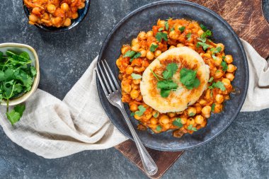 Nohut körili vejetaryen patates keki.