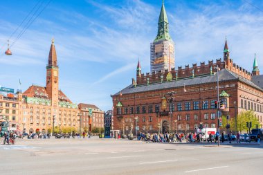 COPENHAGEN, DENMARK - 15 Nisan 2024: Kopenhag Belediye Binası, Kopenhag Belediye Meclisi 'nin merkezi ve Kopenhag Belediyesi' nin belediye başkanıdır..