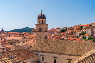 İkonik mimarisi ile Dubrovnik 'in tarihi çatıları, Hırvatistan