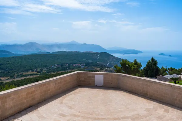 stock image View from top of Moutain Srd countryside and coast surrounding Dubrovnik in Croatia