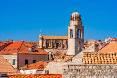 İkonik mimarisi ile Dubrovnik 'in tarihi çatıları, Hırvatistan