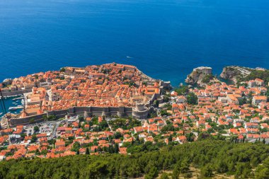 Hırvatistan 'ın Moutain Srd kentinden Dubrovnik' in hava manzarası