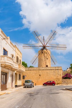 Ta 'Kola Yel Değirmeni Xaghra, Gozo, Malta