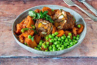 Bragioli - Geleneksel Malta sığır eti zeytinleri veya doldurulmuş et ruloları