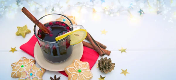 Χριστούγεννα Μελόψωμο Cookies Και Mulled Κρασί Που Απομονώνονται Γκρι Φόντο — Φωτογραφία Αρχείου
