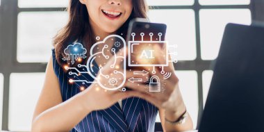 Beauy Asyalı kadın portresi iş dünyasının geleceği Ai teknolojisiyle dijital akıllı telefon kullanıyor internet bağlantı ağı büyük veri kablosuz yapay zeka interneti.