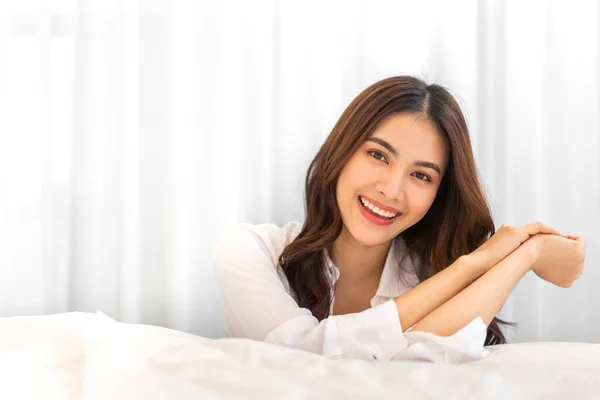 Portrait Smiling Cheerful Beautiful Pretty Asian Woman Clean Fresh Healthy — Stock Photo, Image