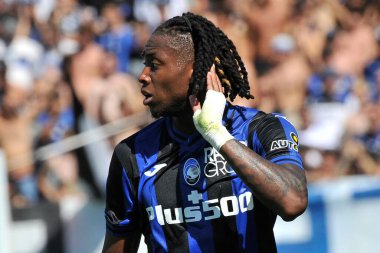 Atalanta 'dan Brandon Soppy, Atalanta - Cremonese final maçı sırasında, Atalanta 1, Cremonese 1, Gewiss Stadyumu' nda oynandı..