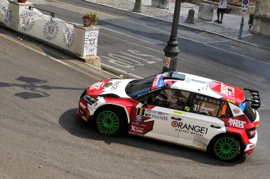 Şoför Simone Campedelli ve yardımcı sürücüsü Tania Canton, Colle San Maro - FIA Avrupa Ralli Şampiyonası 'nın 