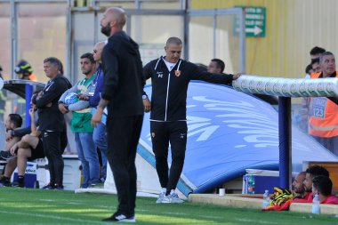 Benevento 'nun Fabio Cannavaro teknik direktörü, Benevento - Ascoli final maçının Benevento - Ascoli maçı sırasında Ciro Vigorito Stadyumu' nda oynandı..
