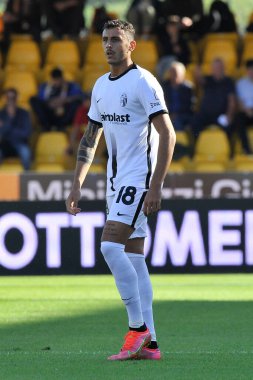 Ascoli takımından Michele Collocolo, Benevento - Ascoli final maçı sırasında Ciro Vigorito Stadyumu 'nda oynandı..