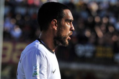 Ascoli 'den Giuseppe Bellusci, İtalya SerieB Ligi maçında Benevento - Ascoli final maçı, Benevento 1, Ascoli 1, Ciro Vigorito Stadyumu' nda oynandı..