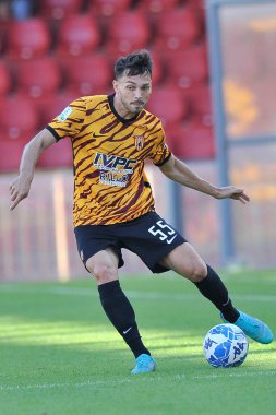 Ascoli 'li Marcel Bchel, İtalya SerieB Ligi maçında Benevento - Ascoli final maçı, Benevento 1, Ascoli 1, Ciro Vigorito Stadyumu' nda oynandı.