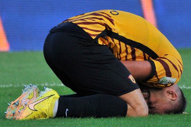 Benevento 'nun Gaetano Letizia oyuncusu, Benevento ile Ascoli arasındaki İtalyan SerieB Ligi maçında, Benevento 1, Ascoli 1, Ciro Vigorito Stadyumu' nda oynandı..