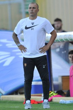 Benevento 'nun Fabio Cannavaro teknik direktörü, Benevento - Ascoli final maçının Benevento - Ascoli maçı sırasında Ciro Vigorito Stadyumu' nda oynandı..