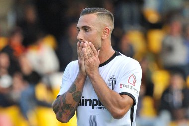 Benevento 'dan Marcello Falzerano, İtalya SerieB Ligi' nin Benevento - Ascoli final maçı sırasında, Benevento 1, Ascoli 1, Ciro Vigorito Stadyumu 'nda oynandı..