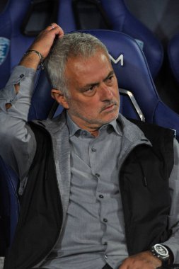 Jos Mourinho 'nun Roma teknik direktörü, İtalya SerieA İtalya şampiyonası sırasında Empoli' nin Romanlara karşı oynadığı final maçı, Empoli 1, Roma 2, Carlo Castellani Stadyumu 'nda oynanan karşılaşma.