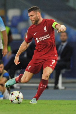 Liverpool 'dan James Milner, Napoli - Liverpool final maçı, Napoli 4, Liverpool 1, Diego Armando Maradona Stadyumu' nda oynandı..