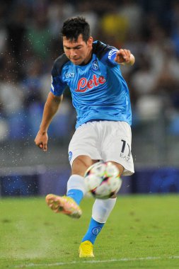 Napoli 'li Hirving Lozano oyuncusu, Napoli - Liverpool final maçı sırasında, Napoli 4, Liverpool 1, Diego Armando Maradona Stadyumu' nda oynandı..