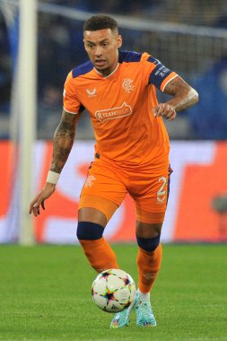 Rangers 'ın James Tavernier oyuncusu, Napoli - Rangers final maçı sırasında, Napoli 3, Rangers 0, Diego Armando Maradona Stadyumu' nda oynandı..